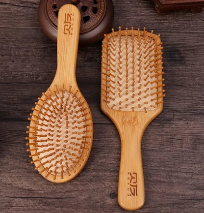 Anti-Frizz-Bambus-Haarbürste 